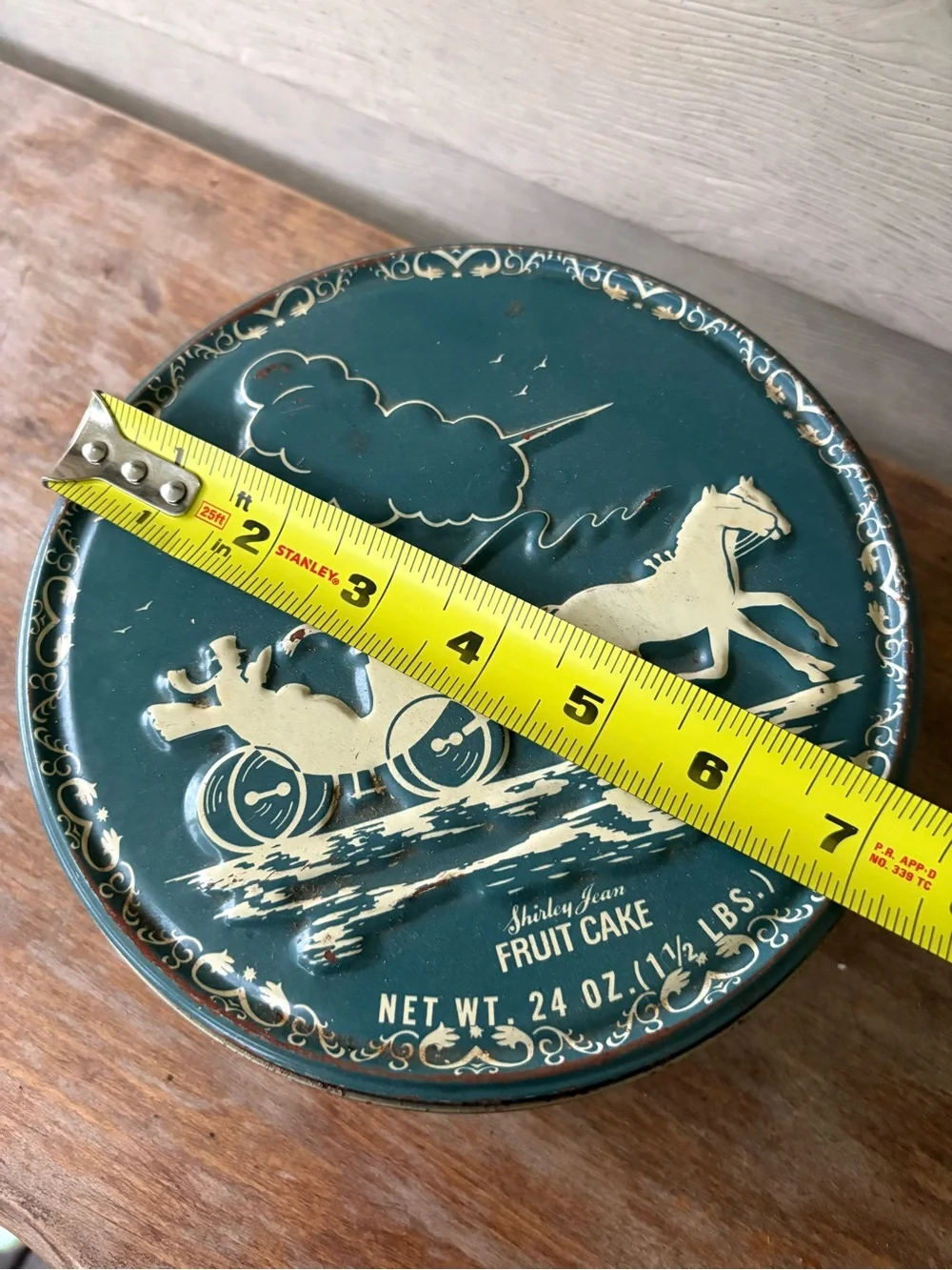 VTG Shirley Jean Fruit Cake tin manufactured by the Capitol Cake Company